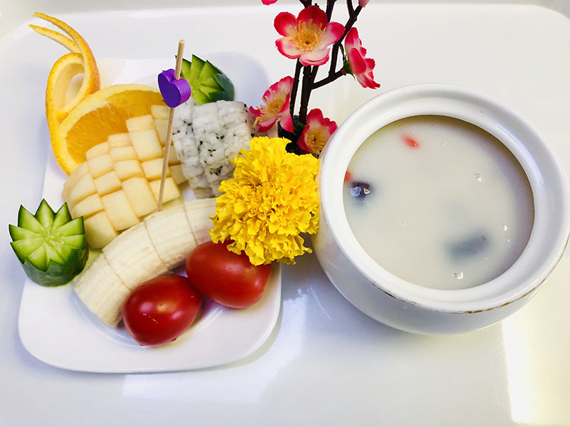 月(yuè)(yuè)子(zǐ)餐