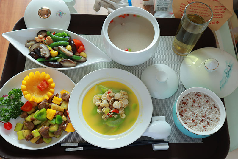 月(yuè)(yuè)子(zǐ)餐